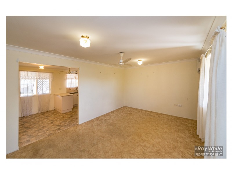 16 Gleeson Close, Gracemere QLD 4702