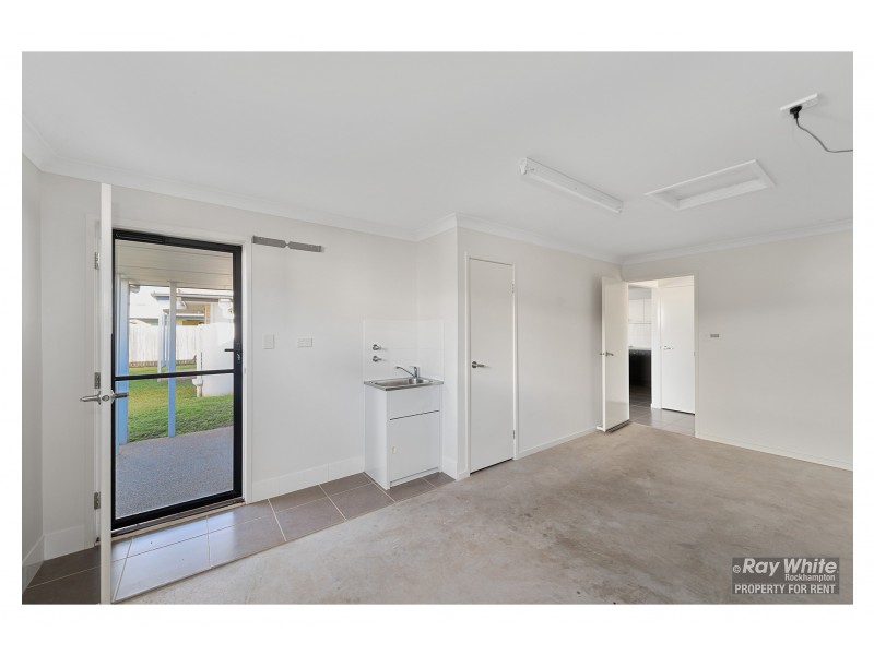 2 Tippett Crescent, Gracemere QLD 4702