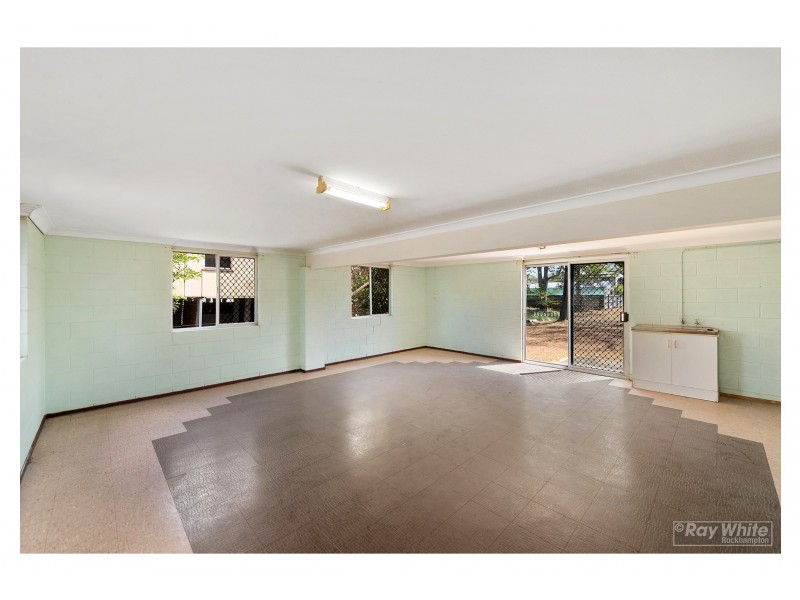 217 Lakes Creek Road, Berserker QLD 4701