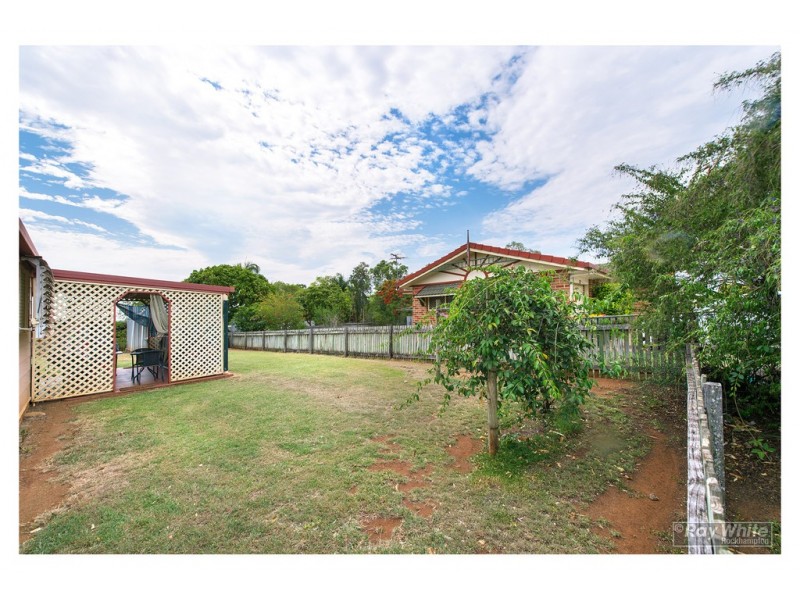 26 Dunnett Street, Gracemere QLD 4702