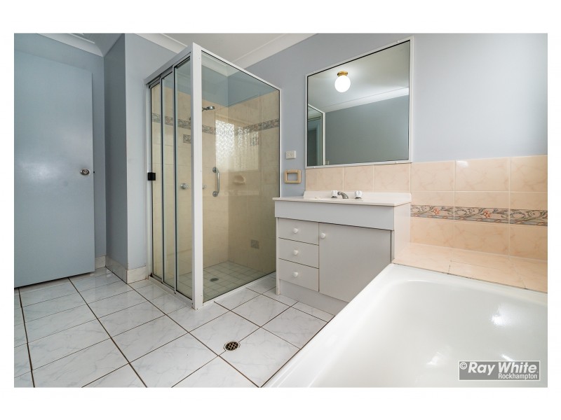 26 Dunnett Street, Gracemere QLD 4702