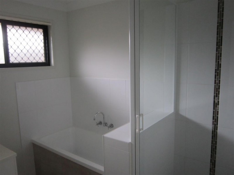 11 Rahima Court, Gracemere QLD 4702