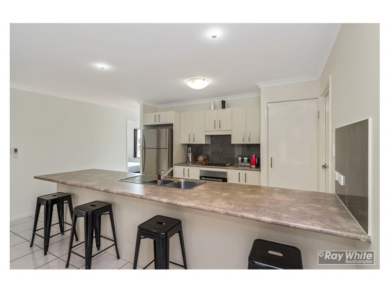 25 Corella Drive, Gracemere QLD 4702