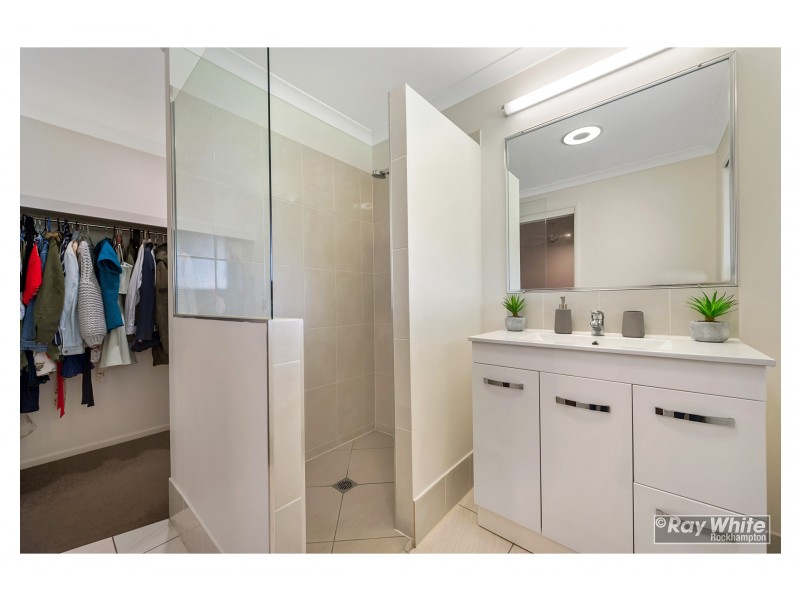 25 Corella Drive, Gracemere QLD 4702