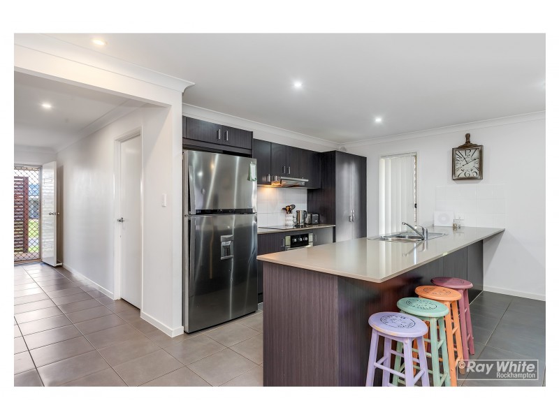 12 Premier Court, Gracemere QLD 4702