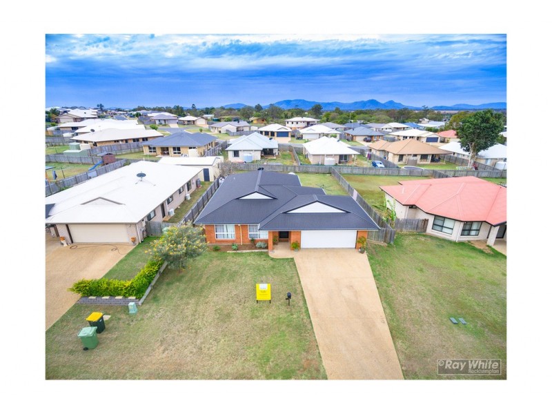 13 Riley Drive, Gracemere QLD 4702