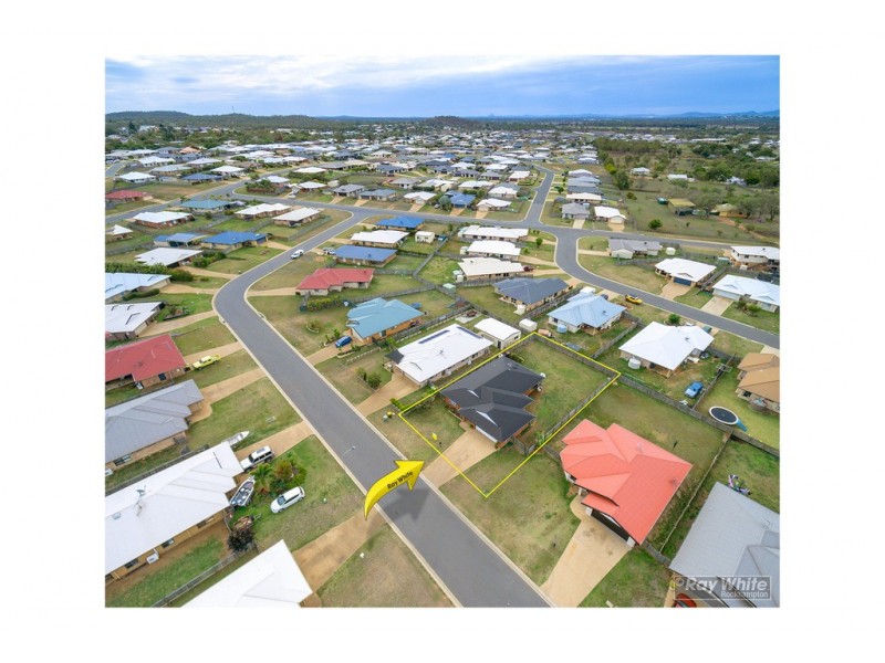 13 Riley Drive, Gracemere QLD 4702