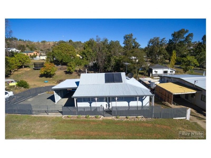 62 Hall Street, Mount Morgan QLD 4714