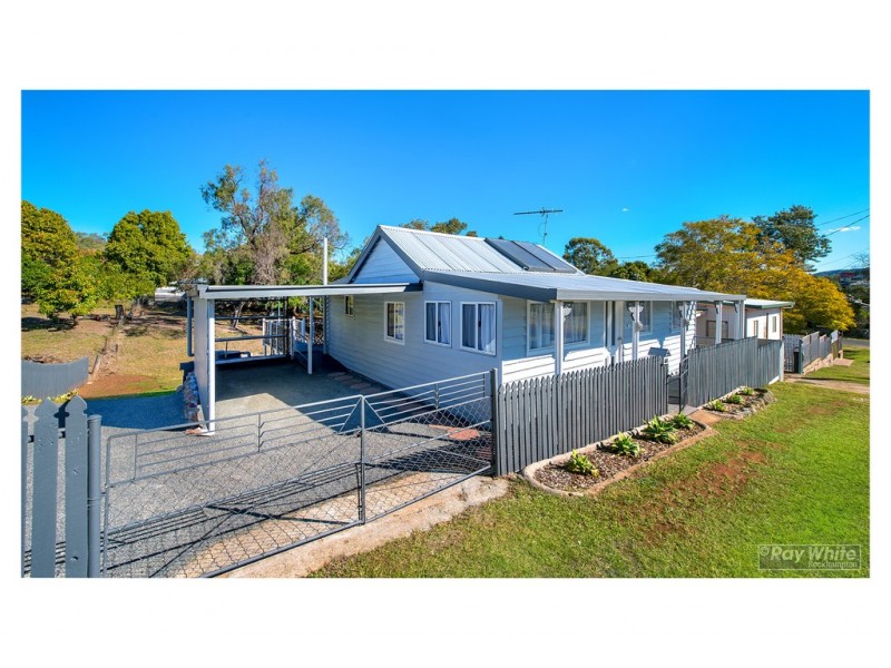 62 Hall Street, Mount Morgan QLD 4714