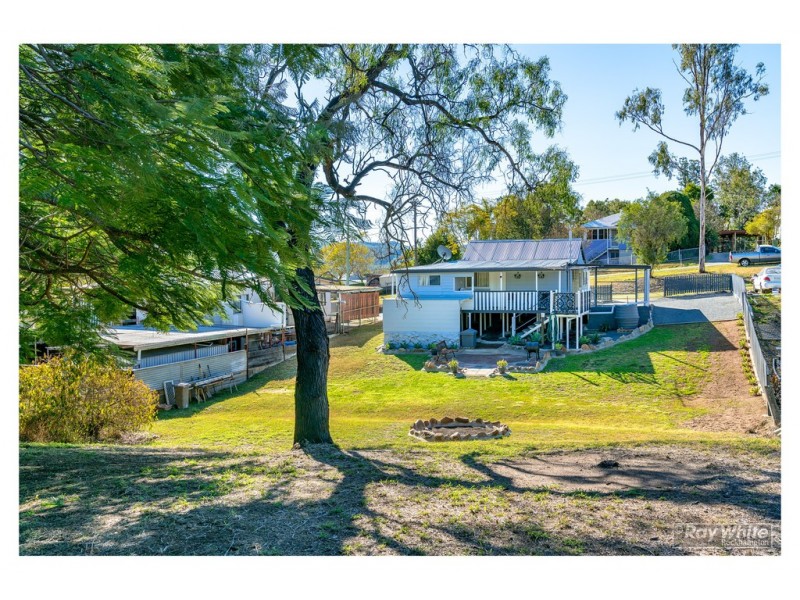 62 Hall Street, Mount Morgan QLD 4714