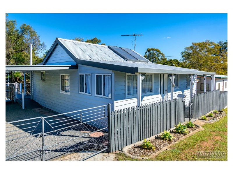 62 Hall Street, Mount Morgan QLD 4714