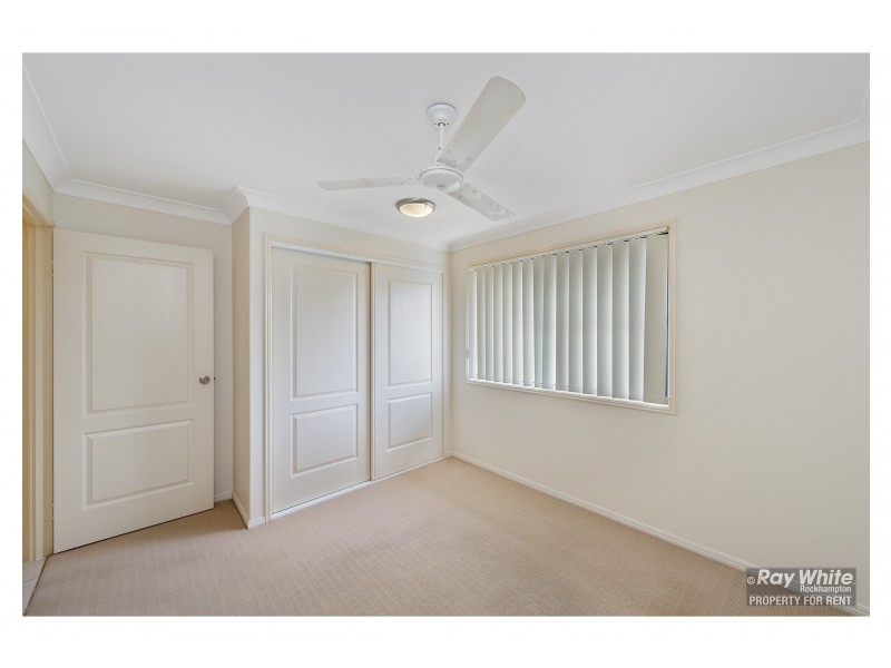 22 Seonaid Place, Gracemere QLD 4702