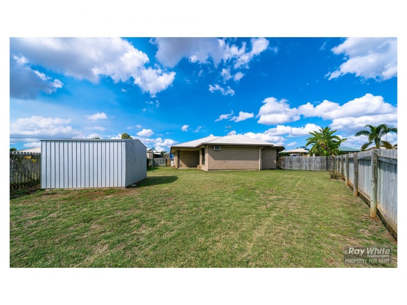 22 Seonaid Place, Gracemere QLD 4702