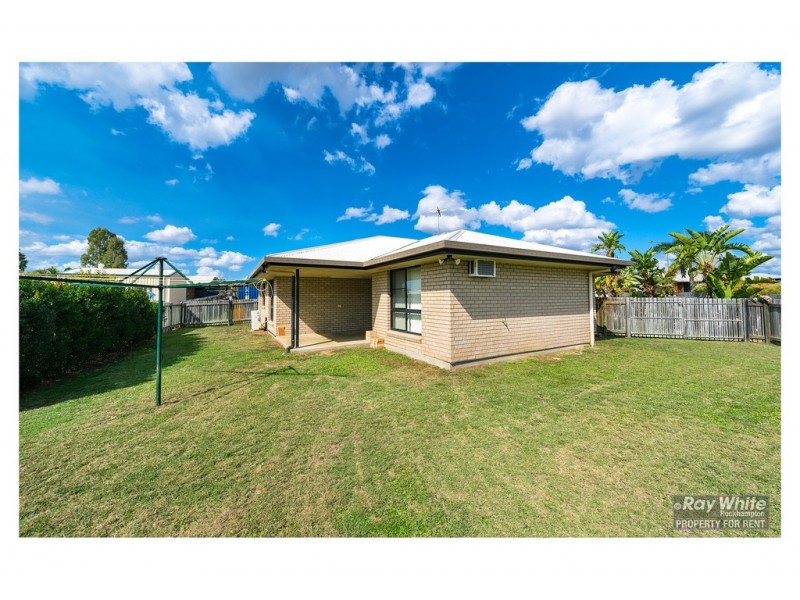 22 Seonaid Place, Gracemere QLD 4702