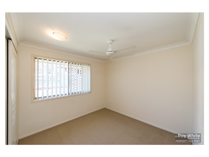 29 Seonaid Place, Gracemere QLD 4702