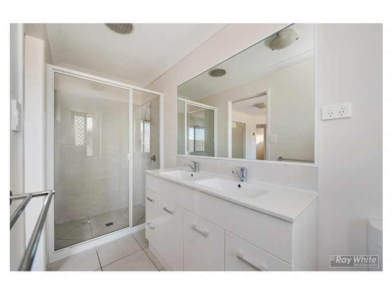 10 Allen Road, Gracemere QLD 4702