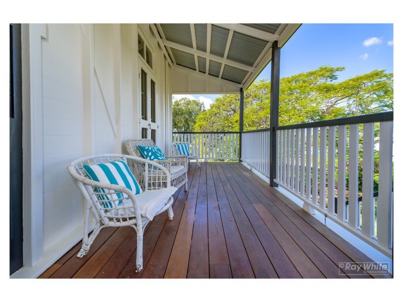 128 Lucas Street, Gracemere QLD 4702
