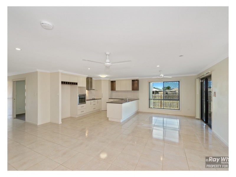 1 Thomas Street, Gracemere QLD 4702