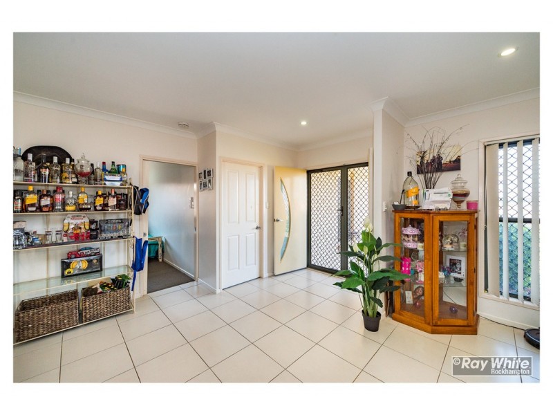 25 Tawarra Crescent, Gracemere QLD 4702