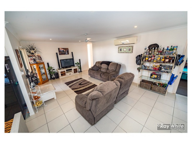 25 Tawarra Crescent, Gracemere QLD 4702