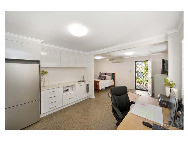 68 Carara Drive, Kawana QLD 4701