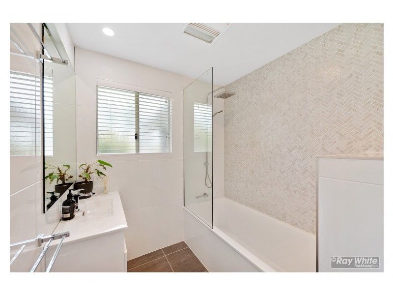 68 Carara Drive, Kawana QLD 4701