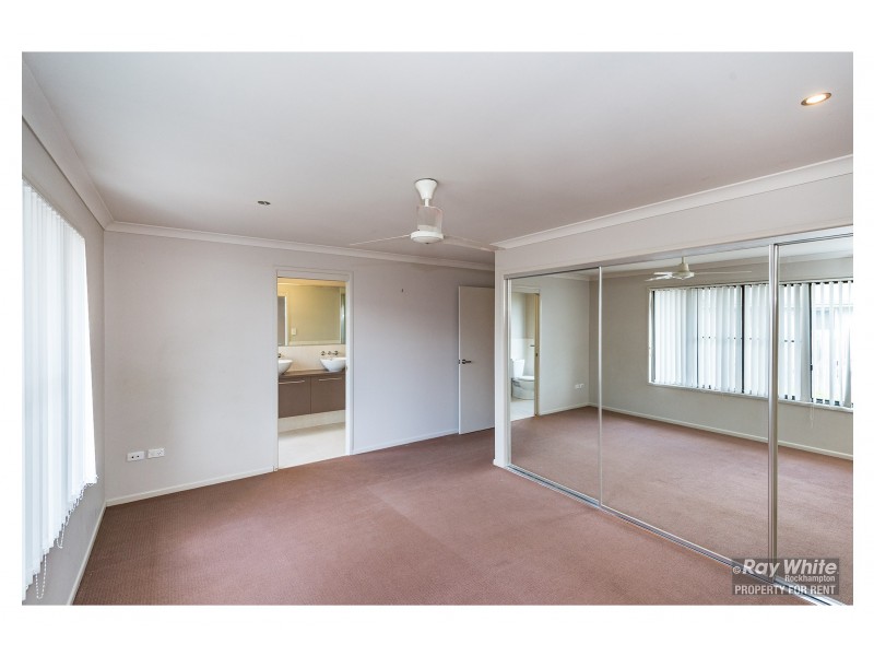 5 Maree Crescent, Gracemere QLD 4702