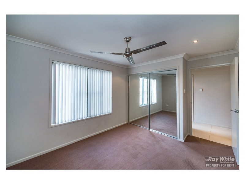 5 Maree Crescent, Gracemere QLD 4702