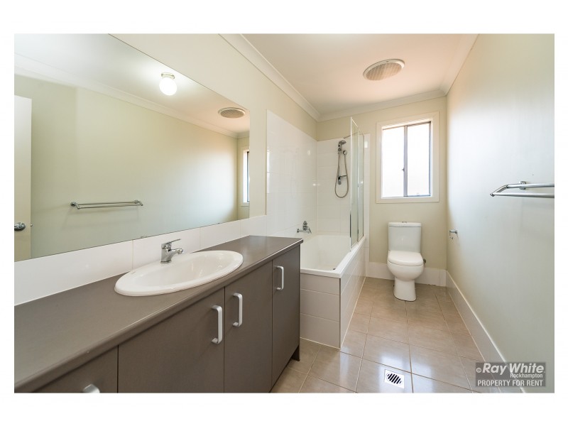 7 Taramoore Road, Gracemere QLD 4702