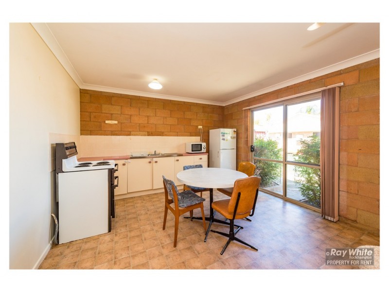 2/7 Johnson Road, Gracemere QLD 4702