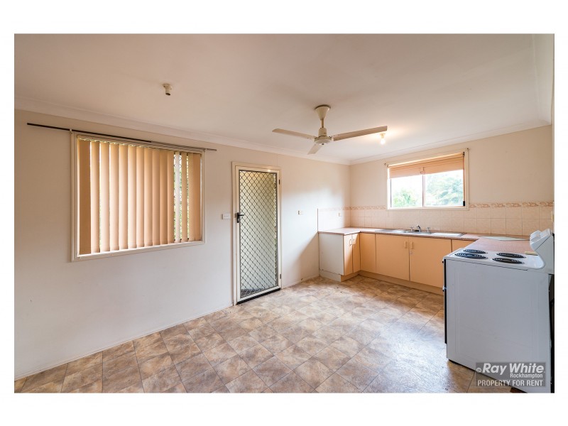10 Schirmer Close, Gracemere QLD 4702