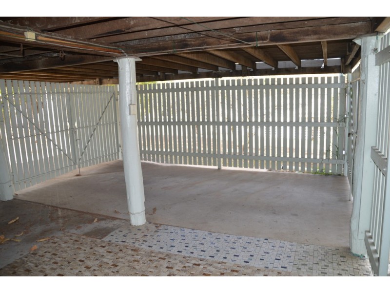 1 Macgregor Street, The Range QLD 4700