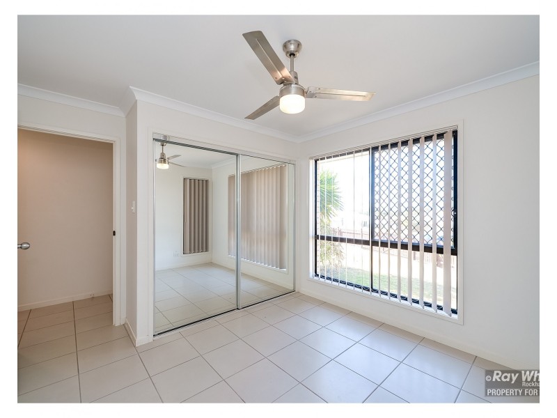 9 Angela Court, Gracemere QLD 4702