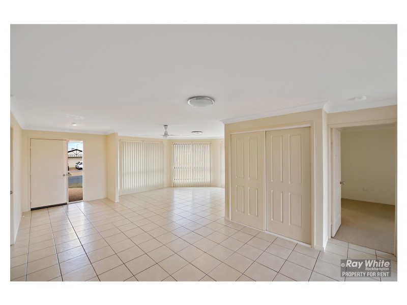 8 Zamia Way, Gracemere QLD 4702
