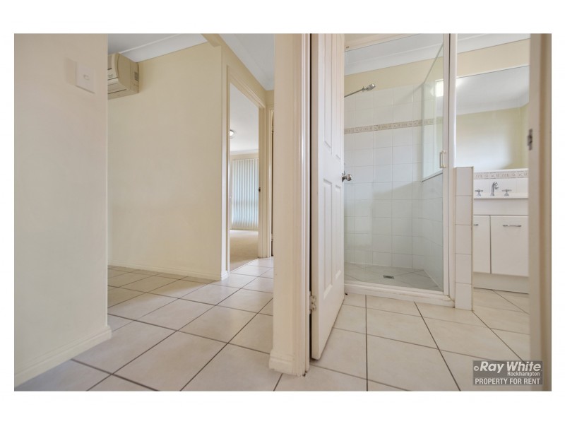 8 Zamia Way, Gracemere QLD 4702