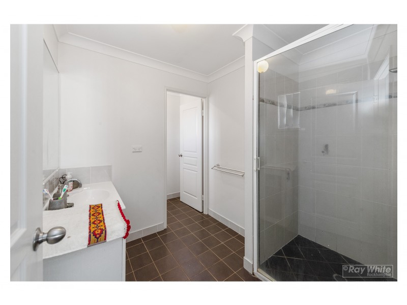 21 Annie Close, Gracemere QLD 4702