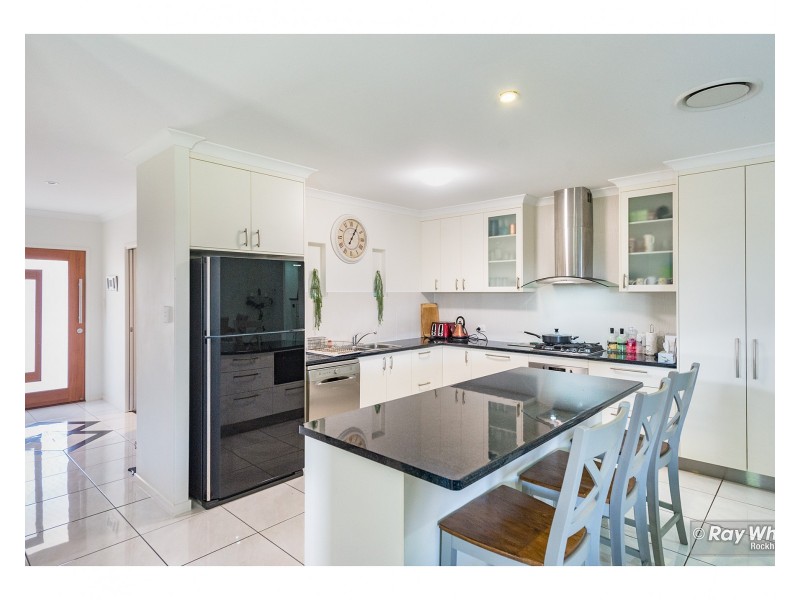 80 Buxton Drive, Gracemere QLD 4702