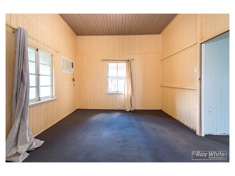 163 High Street, Berserker QLD 4701