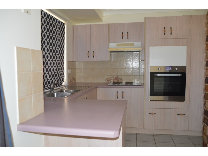 79 Donovan Crescent, Gracemere QLD 4702