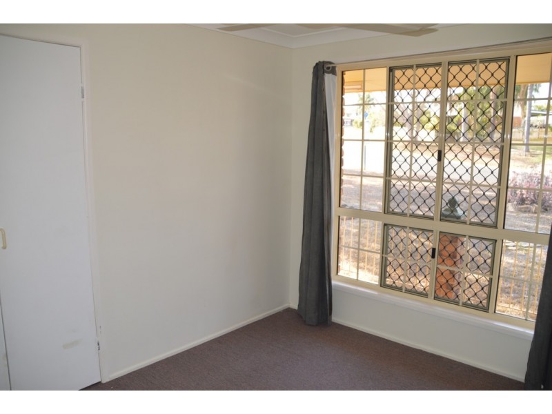 79 Donovan Crescent, Gracemere QLD 4702