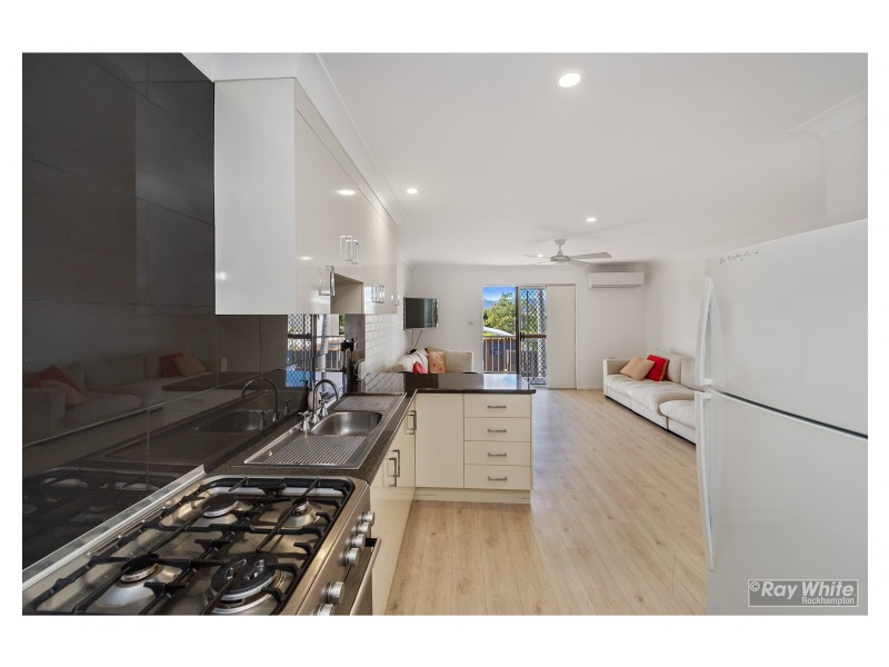5/223 Denham Street, The Range QLD 4700