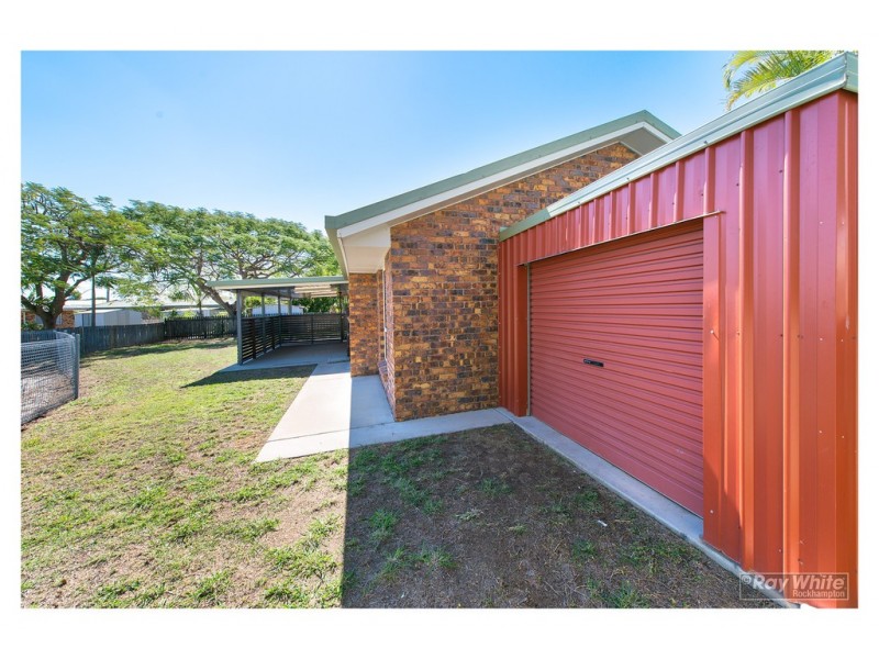 6 Mathias Place, Kawana QLD 4701