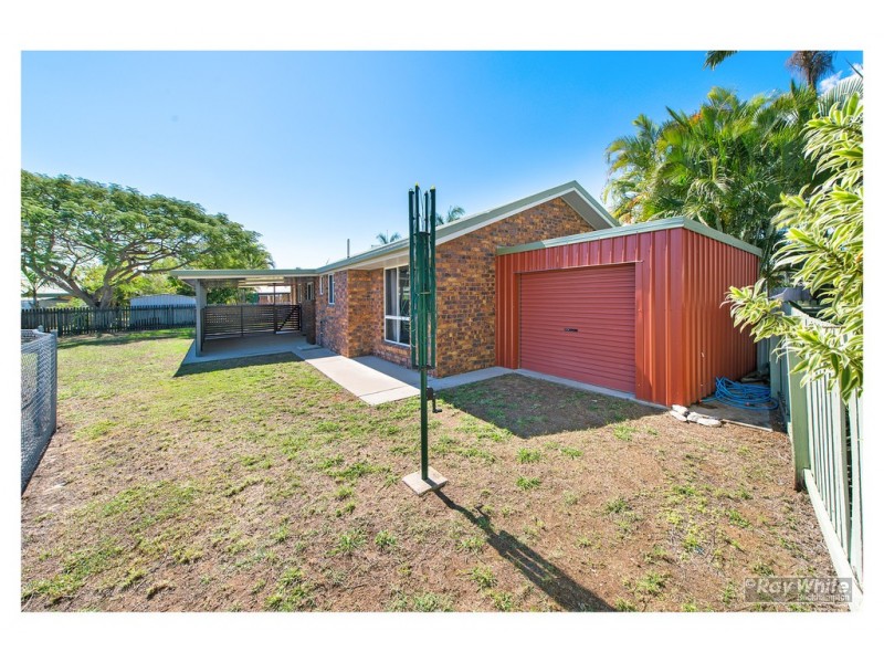 6 Mathias Place, Kawana QLD 4701