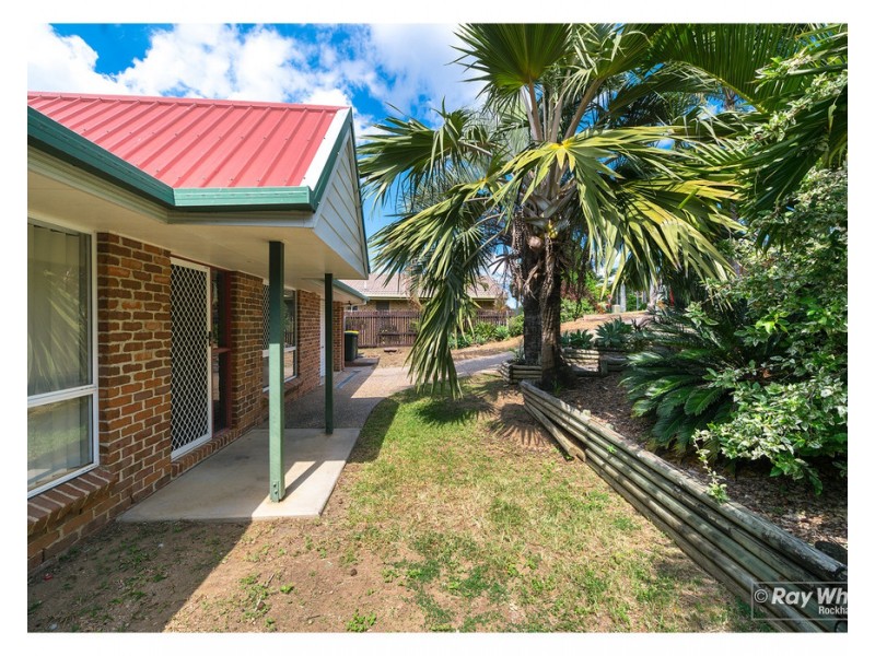 26 Hutcheon Street, Kawana QLD 4701