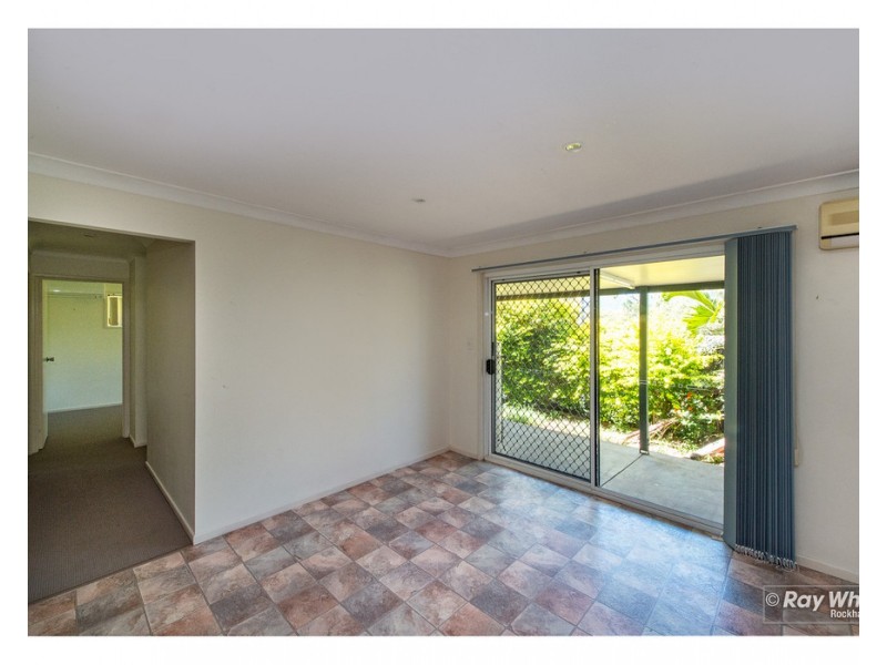 26 Hutcheon Street, Kawana QLD 4701