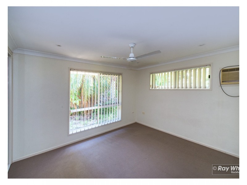 26 Hutcheon Street, Kawana QLD 4701