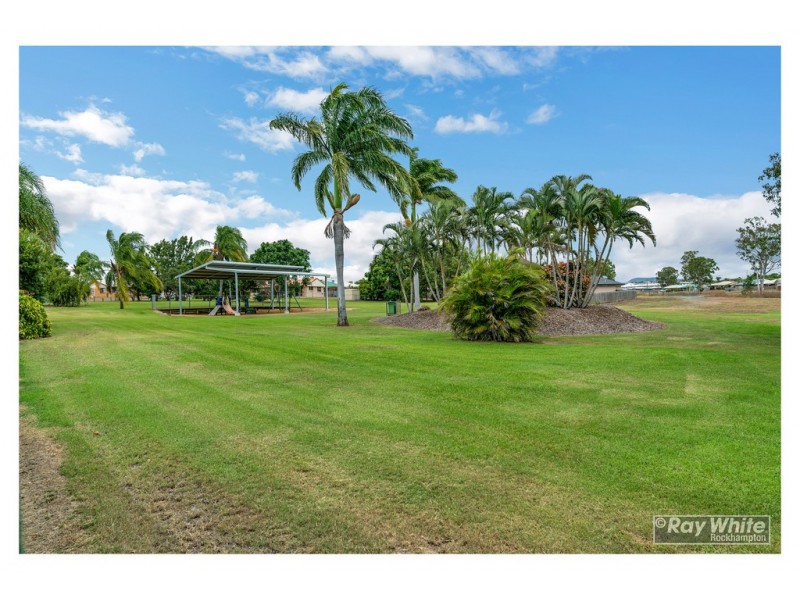 12 Rosewood Avenue, Gracemere QLD 4702