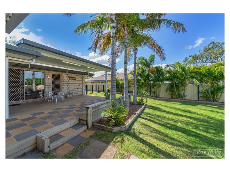 32 Hutchings Street, Gracemere QLD 4702