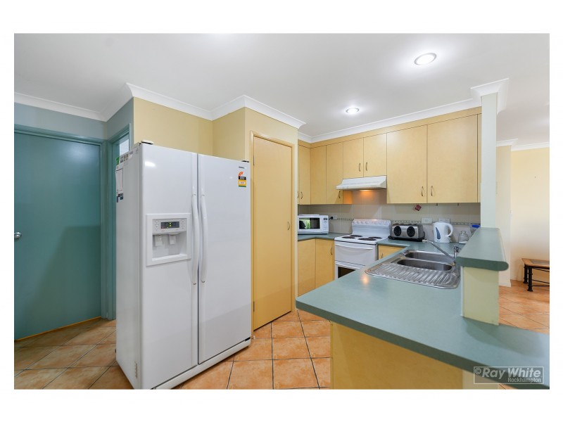 32 Hutchings Street, Gracemere QLD 4702