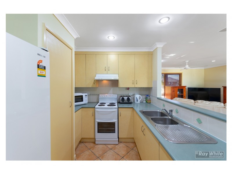 32 Hutchings Street, Gracemere QLD 4702